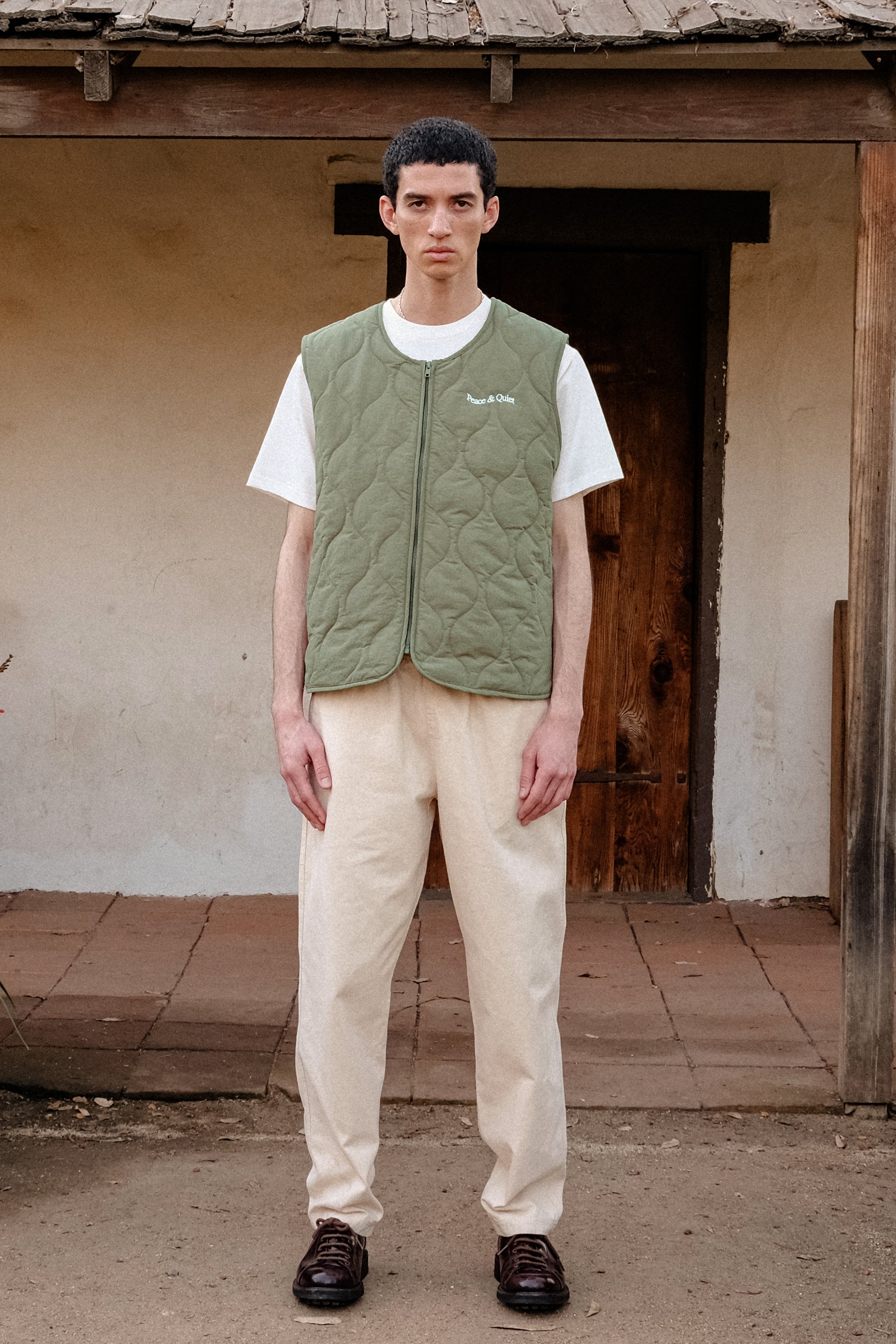 Wordmark Vest - Olive